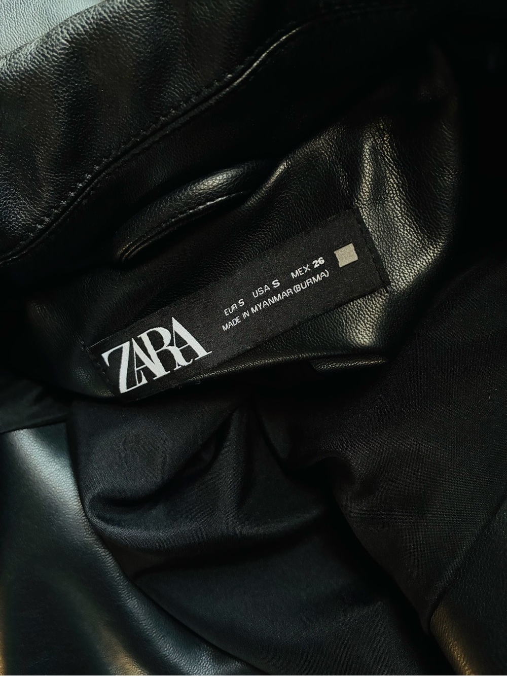 Zara Black Faux Leather Moto Biker Jacket Cropped Silver Zip Size Small - Picture 5 of 5
